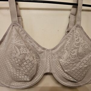 SOLD - Wacoal Visual Effects Minimizer Bra